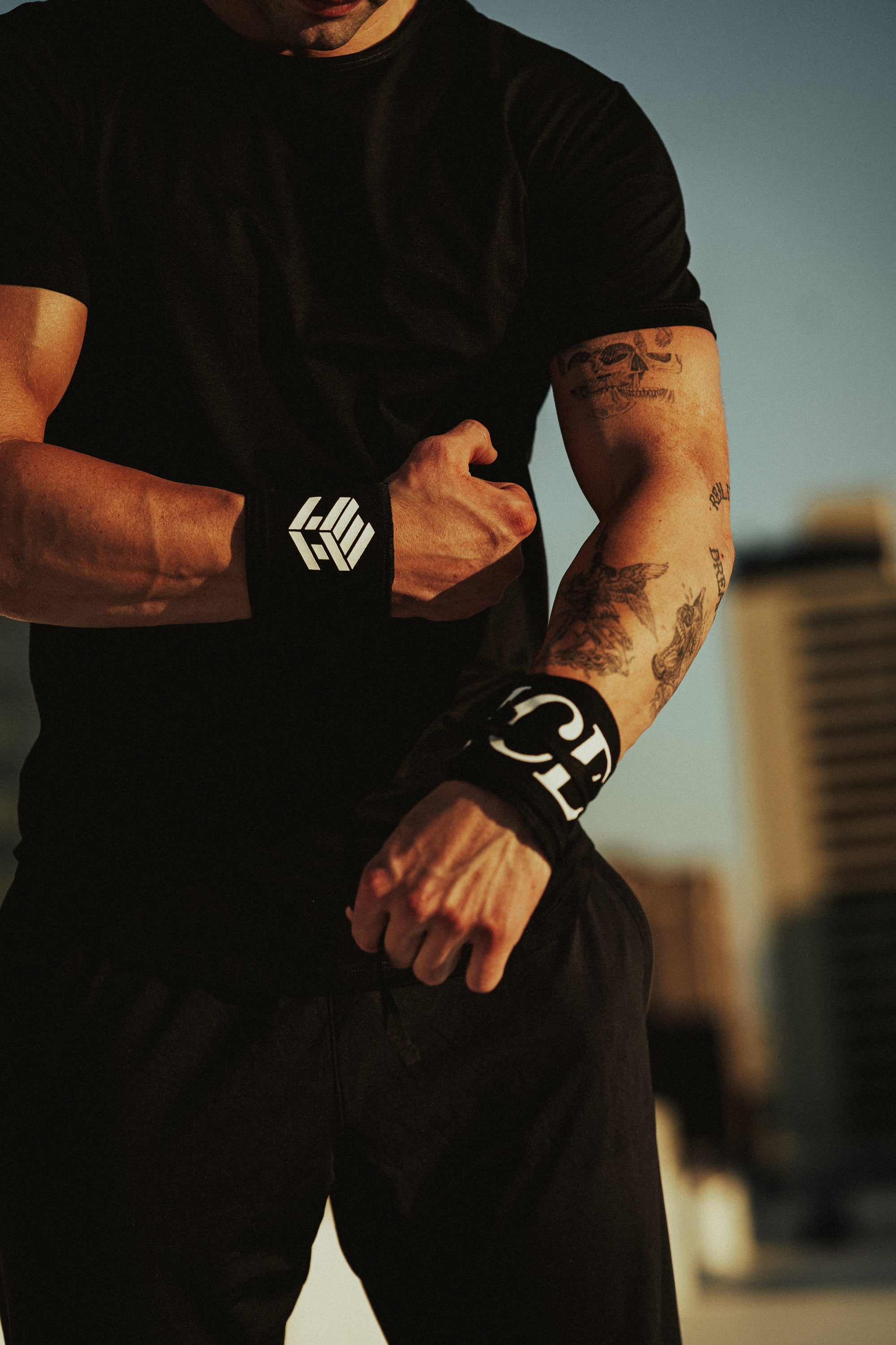 THE ICE WRIST WRAPS - BLACK
