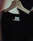 THE FITTED TEE - BLACK