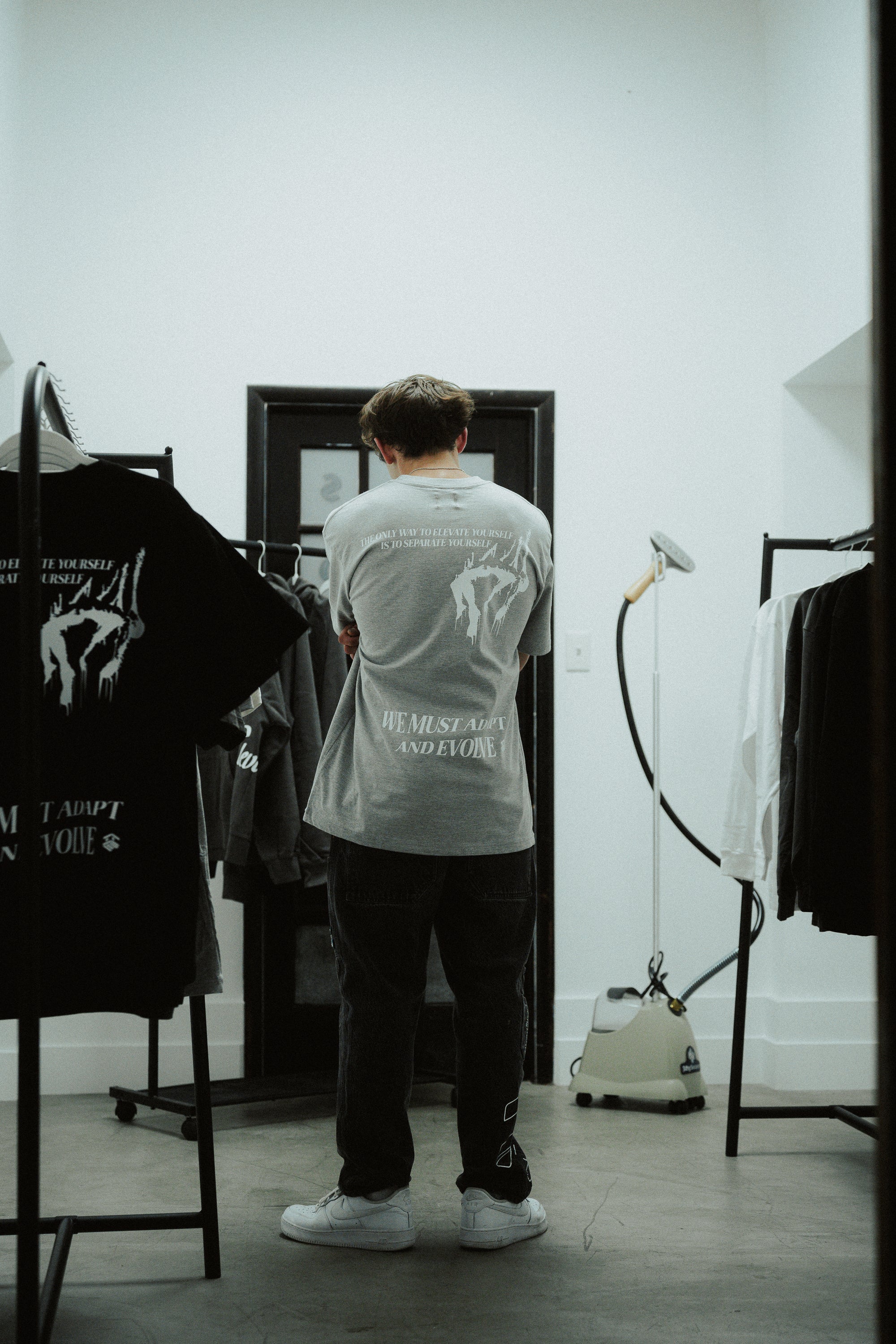 THE ADAPT AND EVOLVE TEE - LUNAR ROCK