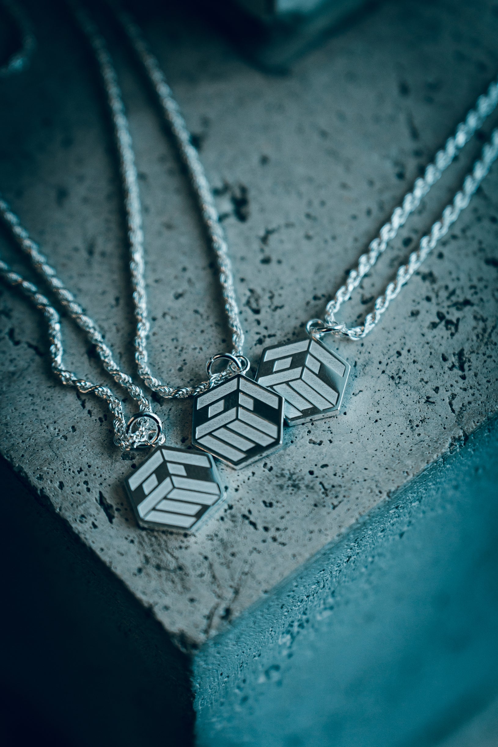 THE ICE CHAIN
