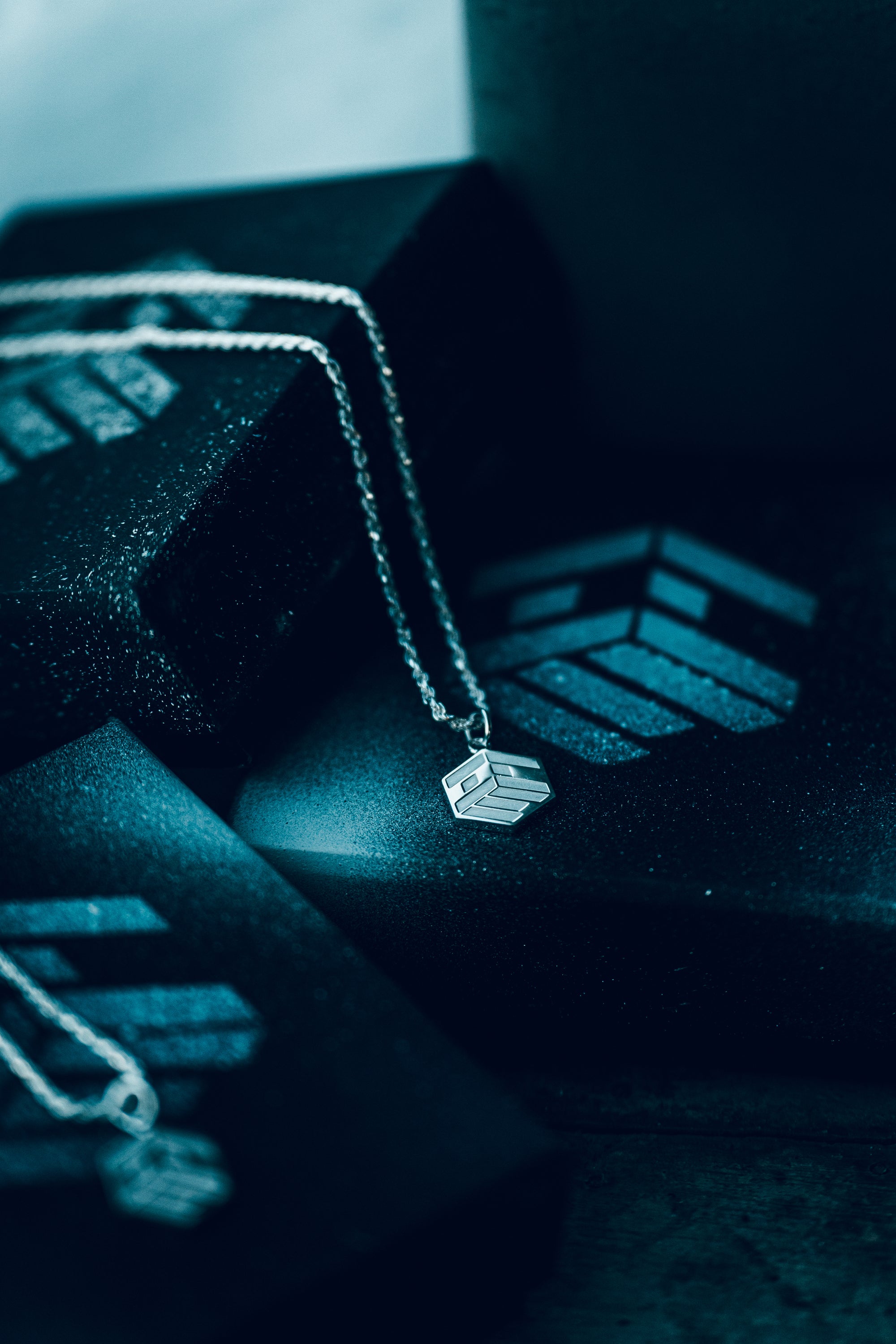 THE ICE CHAIN